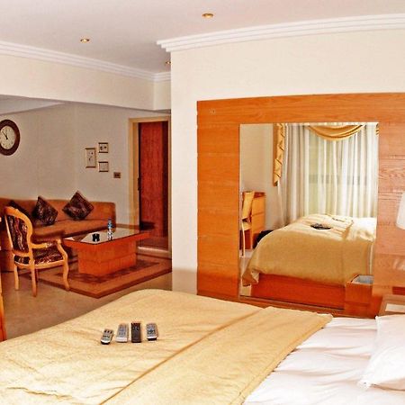 Mirage Suites Koeweit Kamer foto