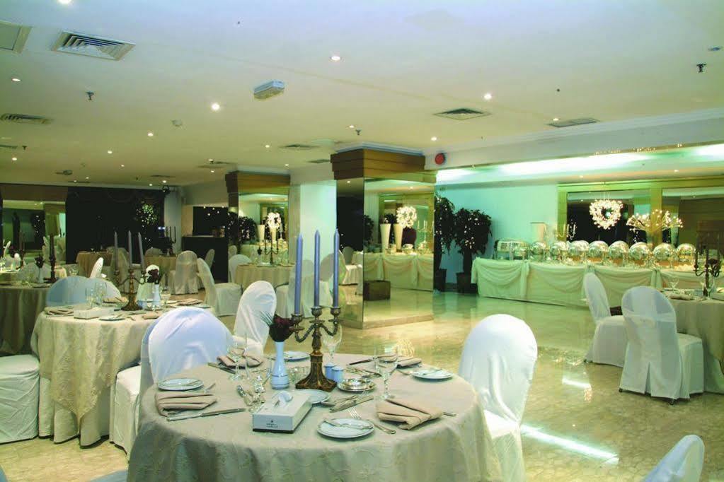 Mirage Suites Koeweit Buitenkant foto