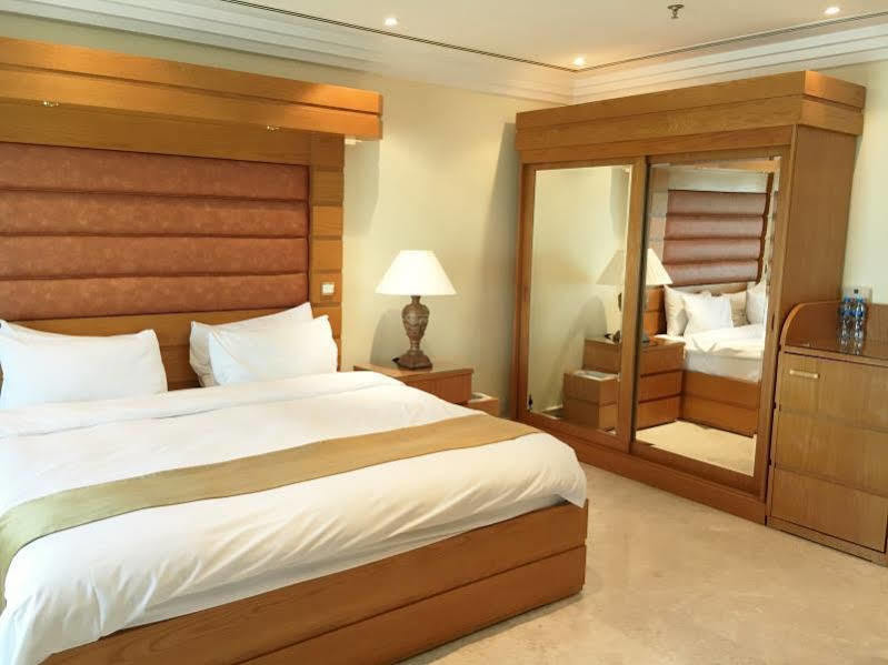 Mirage Suites Koeweit Buitenkant foto